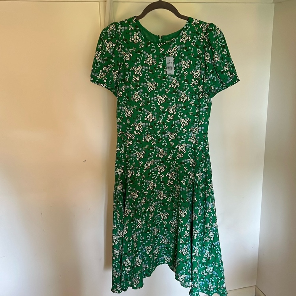 Green swing dress